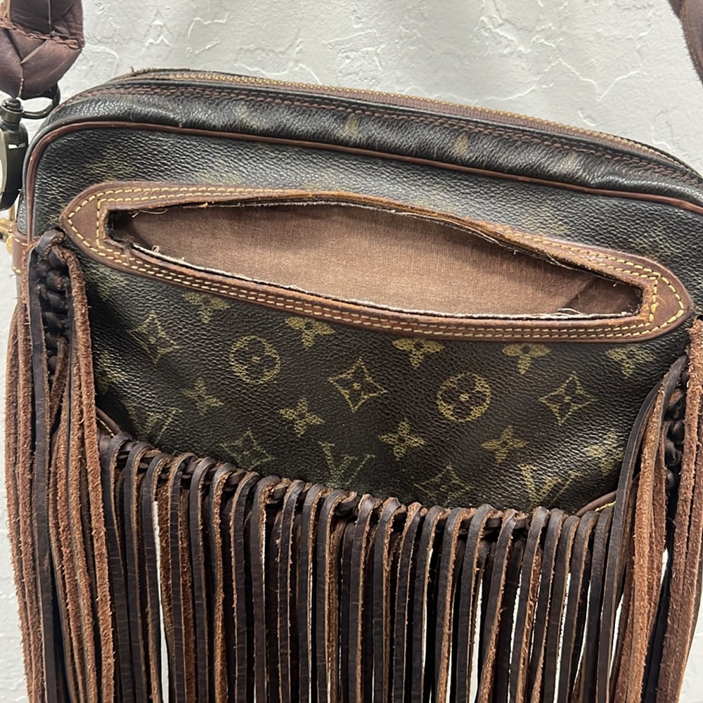 Louis Vuitton Brown Monogram Fringe Crossbody Bag - Picture 3 of 13